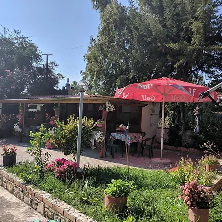 Pensjonat Edgon Wlora