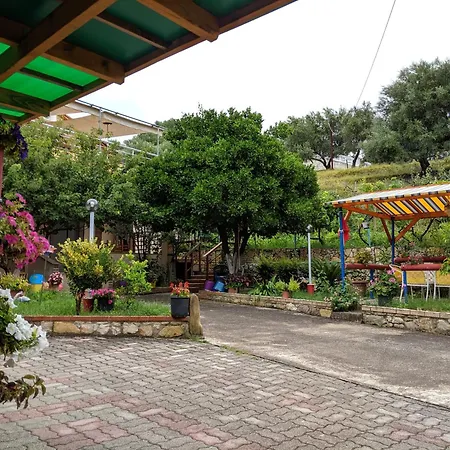 Pensjonat Edgon Wlora